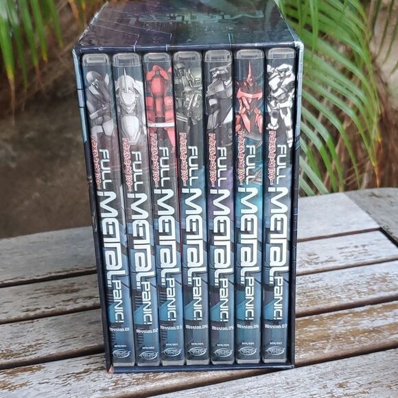 Fullmetal Panic Manga 2003 Mission 1-7 DVD and Posters - Picture 3 of 11